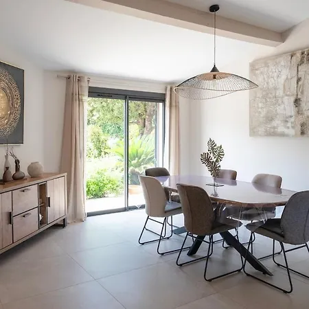 House Near Porto-vecchio, Quiet 빌라 포르토베쉬오