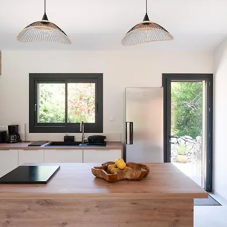 House Near Porto-vecchio, Quiet